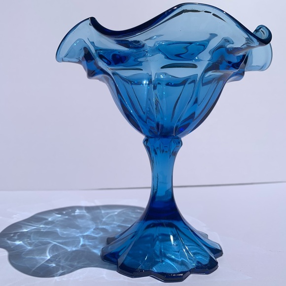 Vintage Fenton Glass Colonial Blue Pedestal Compote Candy Trinket Dish Glass - Picture 3 of 5